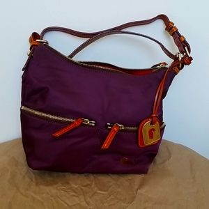 Dooney & Bourke Nylon Bordeaux Sac
